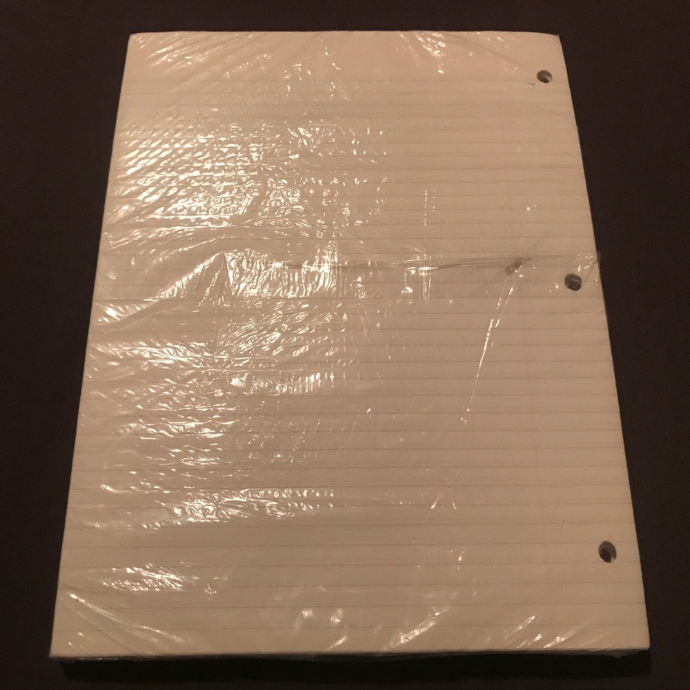 Hilroy - 200 Ruled Sheets - Picture 3 of 4